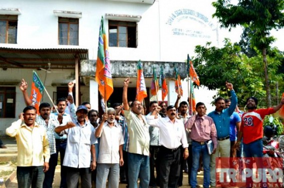 BJP submits seven point charter of demands BJP submits seven point charter of demands
